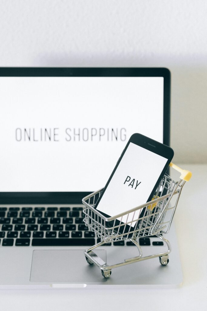 Online Shopping Trends: How E-Commerce Is Changing the Market